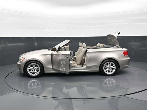 Used 2008 BMW 128i Convertible RWD image 36