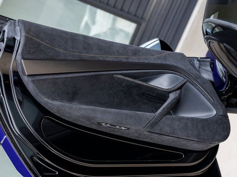 Used 2022 McLaren 765LT image 23