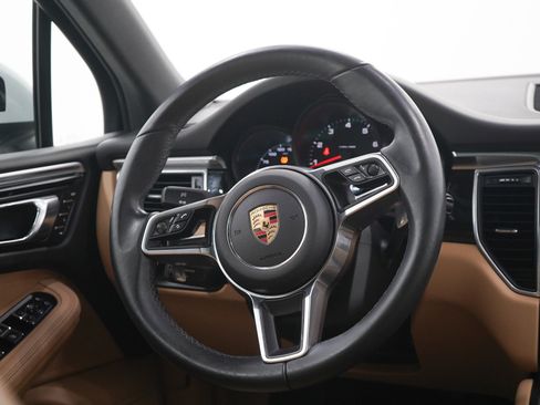 Used 2017 Porsche Macan AWD/4WD image 14