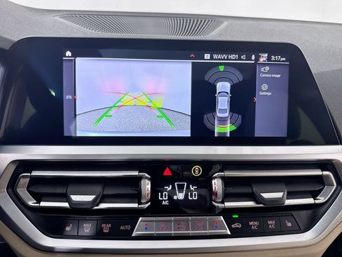 Used 2019 BMW 330i Sedan w/ Premium Package RWD image 17