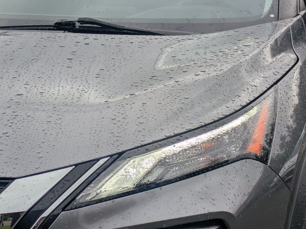 Used 2023 Nissan Rogue SV FWD image 9
