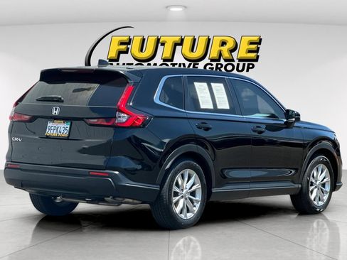 Used 2023 Honda CR-V EX-L image 3