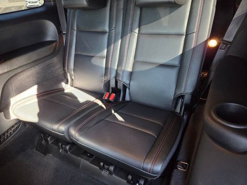 Used 2021 Dodge Durango R/T w/ Technology Group AWD/4WD image 15
