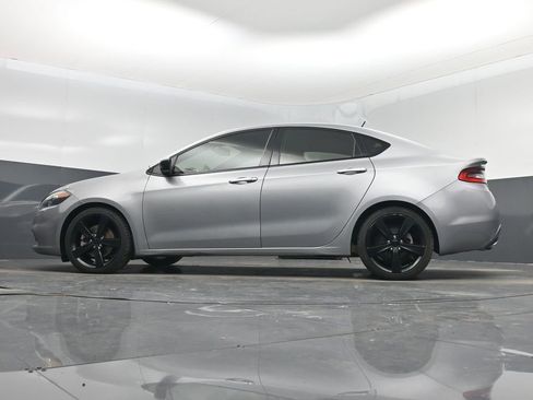 Used 2015 Dodge Dart SXT image 41