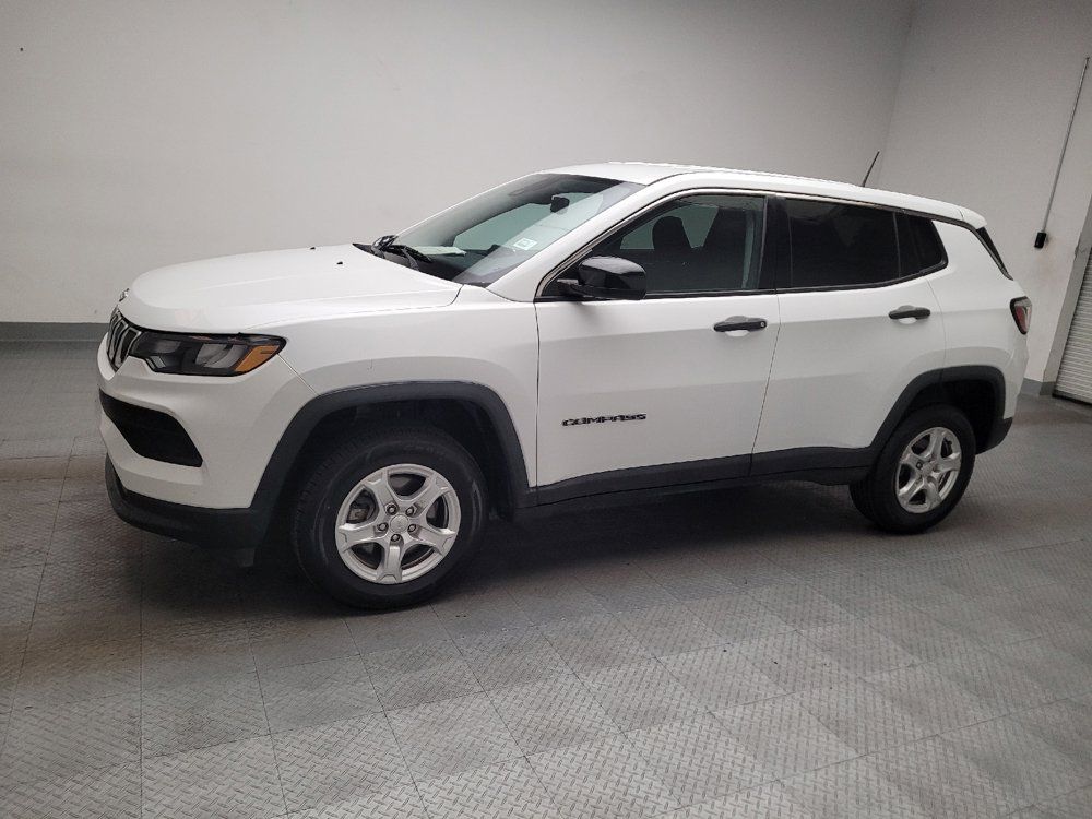 Used 2022 Jeep Compass Sport AWD/4WD image 2