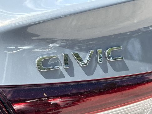 Used 2025 Honda Civic Sport Touring image 8