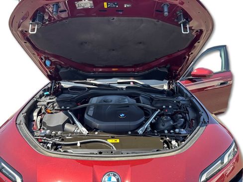 New 2025 BMW 750e xDrive image 11