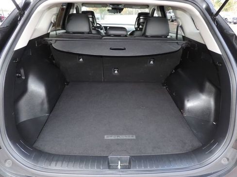 Used 2025 Kia Sportage EX image 18