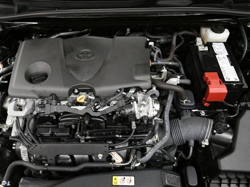 Certified 2024 Toyota Camry SE image 32