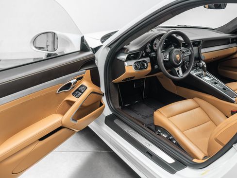 Used 2019 Porsche 911 GT3 RS image 23
