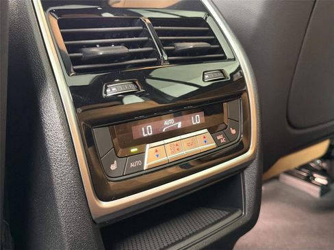 New 2026 BMW X5 xDrive40i AWD/4WD image 25