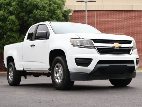 Used 2017 Chevrolet Colorado W/T RWD image 1