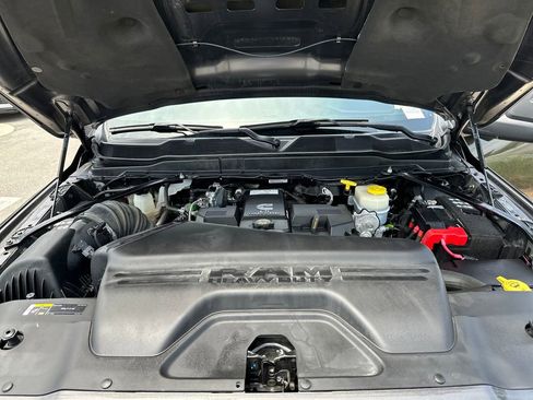 Used 2024 RAM 3500 Limited AWD/4WD image 15