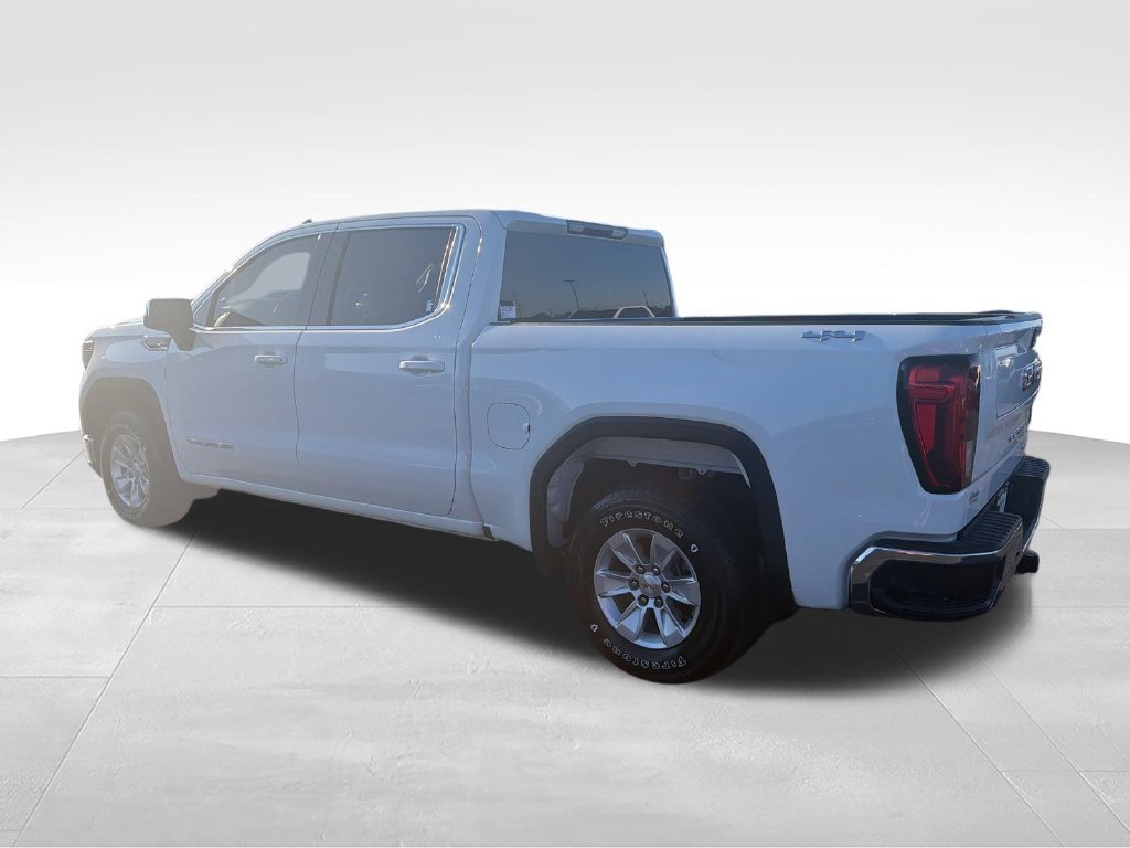 Used 2024 GMC Sierra 1500 SLE AWD/4WD image 4