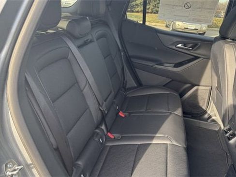 New 2026 Chevrolet Equinox LT w/ Convenience Package II image 12