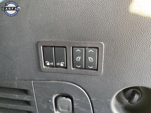 Used 2020 GMC Yukon Denali w/ Denali Premium Package image 21