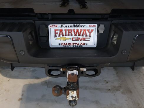 Used 2023 Ford F350 Platinum w/ Tremor Off-Road Package image 35