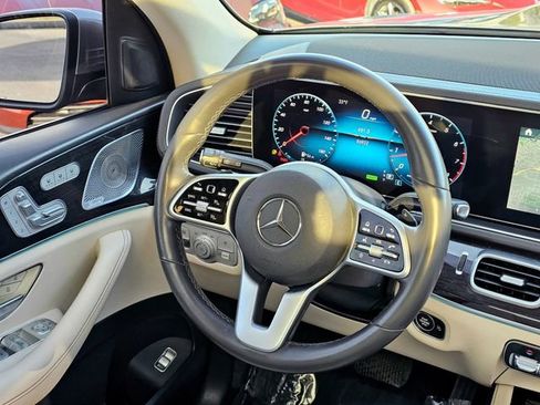 Used 2020 Mercedes-Benz GLS 450 4MATIC image 33