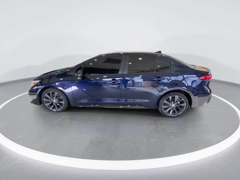 Used 2023 Toyota Corolla XSE image 5