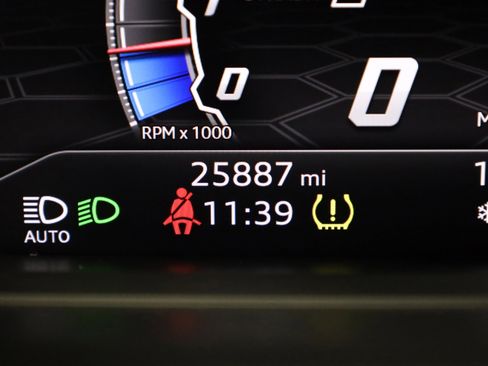 Used 2021 Lamborghini Urus image 21