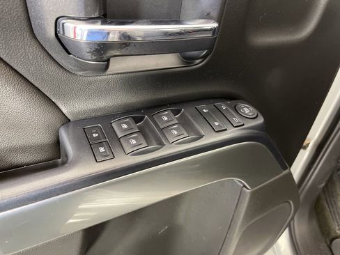 Used 2018 Chevrolet Silverado 1500 LT w/ All Star Edition image 24