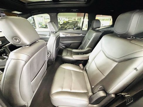 Used 2021 Cadillac XT6 Sport AWD/4WD image 34