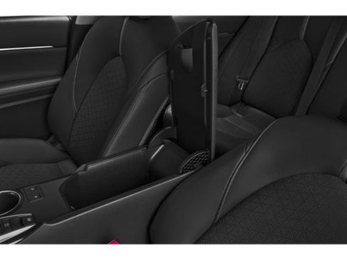 Used 2019 Toyota Camry XSE FWD image 17