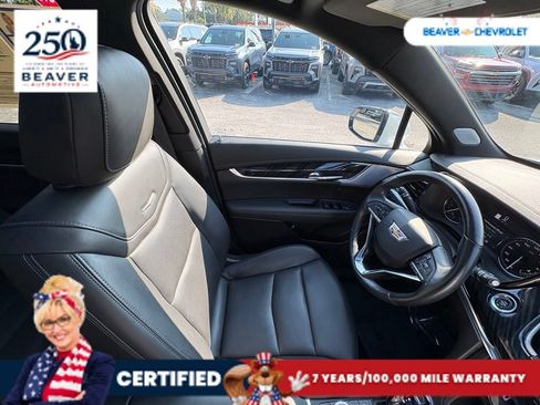 Used 2024 Cadillac XT6 Premium Luxury AWD/4WD image 31