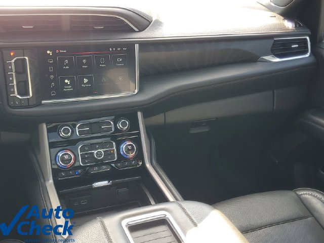 Certified 2022 GMC Yukon XL Denali w/ Denali Premium Package AWD/4WD image 16