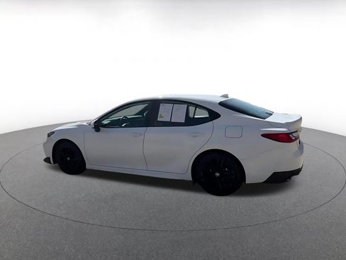 Used 2026 Toyota Camry SE FWD image 9