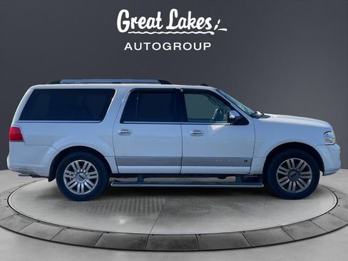 Used 2014 Lincoln Navigator L 4WD image 6