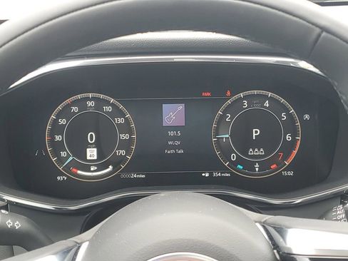 New 2026 Jaguar F-PACE R-Dynamic S image 18