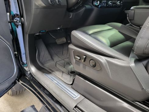 Certified 2024 Chevrolet Silverado 2500 LTZ image 33