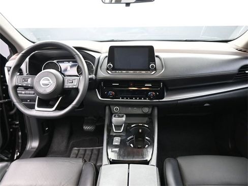 Certified 2021 Nissan Rogue SV w/ Premium Package image 24