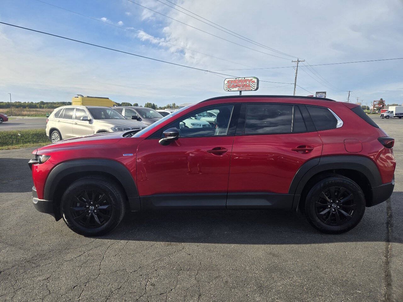 Used 2025 MAZDA CX-50 AWD 2.5 Hybrid w/ Premium Pkg image 4
