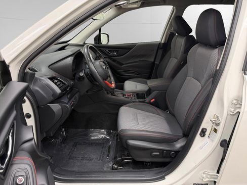 Used 2022 Subaru Forester Sport image 9