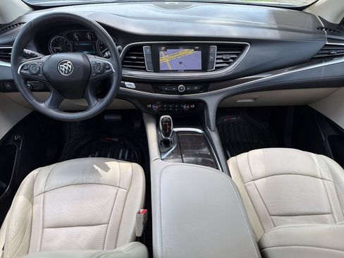 Certified 2018 Buick Enclave Essence FWD image 15