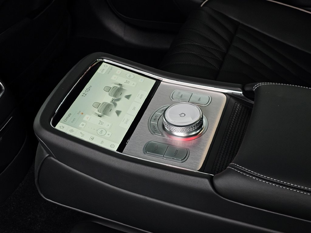 Certified 2023 Genesis G90 3.5T AWD/4WD image 27