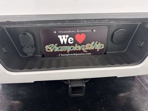 Used 2017 GMC Sierra 1500 4x4 Double Cab w/ Elevation Edition image 17