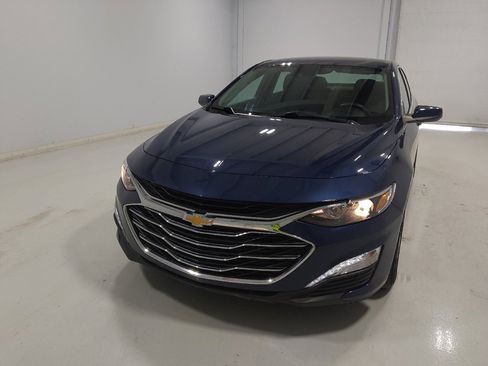 Used 2022 Chevrolet Malibu LT FWD image 15