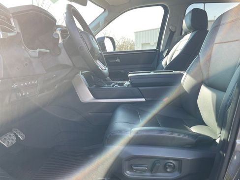 Used 2024 Toyota Tundra Limited w/ TRD Off-Road Package image 9