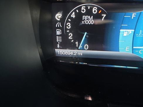 Used 2013 Ford Taurus SEL image 6