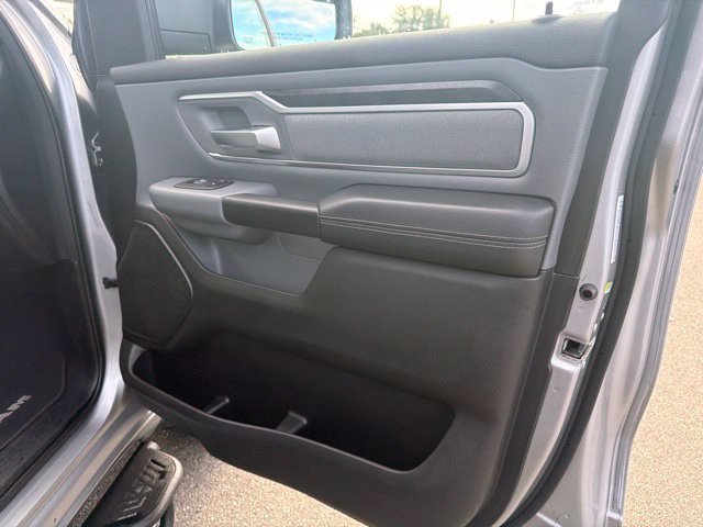 Used 2022 RAM 1500 Big Horn AWD/4WD image 8
