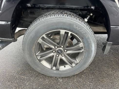 Used 2022 Ford F150 XLT w/ Equipment Group 302A High AWD/4WD image 9
