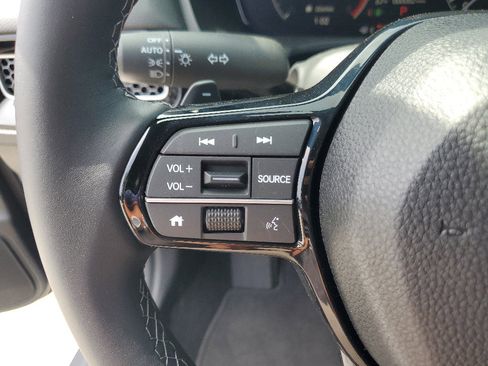 Used 2025 Honda Civic Sport image 22