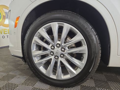 Certified 2020 Cadillac XT6 Premium Luxury AWD/4WD image 38