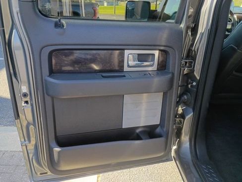 Used 2014 Ford F150 Platinum image 11