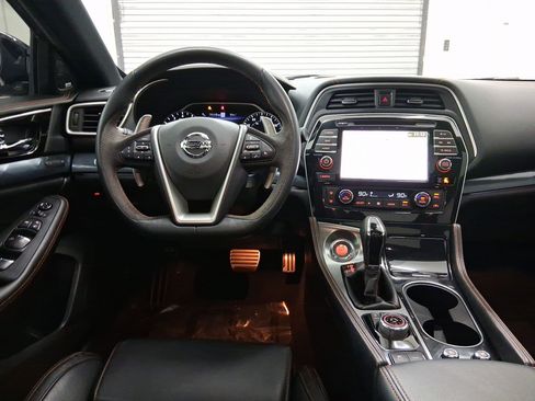 Used 2022 Nissan Maxima SR w/ Sport Mat Group image 23