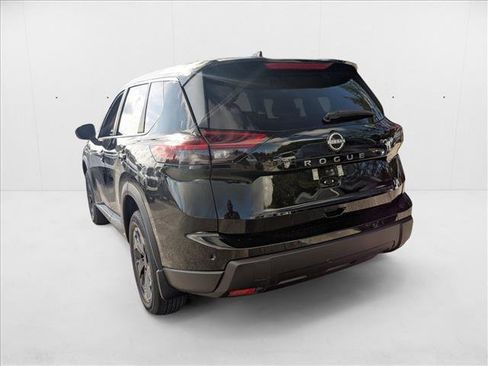 New 2026 Nissan Rogue SV image 8