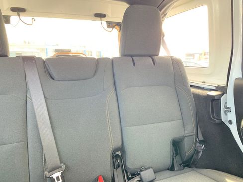 Used 2025 Jeep Wrangler Sport S image 36